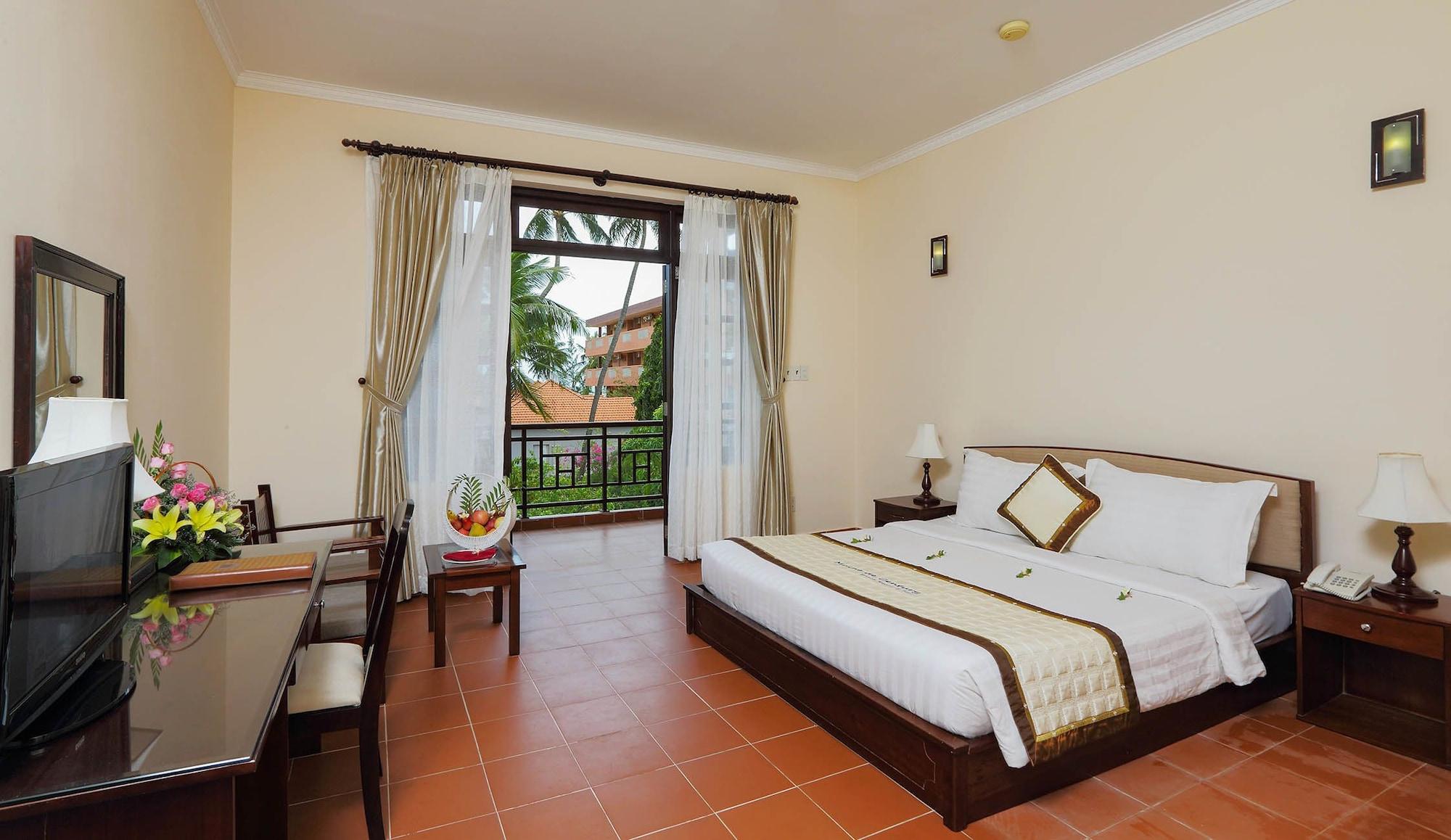 Muine Century Beach Resort & Spa Mui Ne Exterior photo